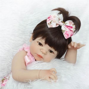 22" Cute Simulation Silicone Baby Girl Reborn Baby Doll in Suspenders